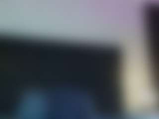 Live cam show with Zlatna - Cute on StripNow