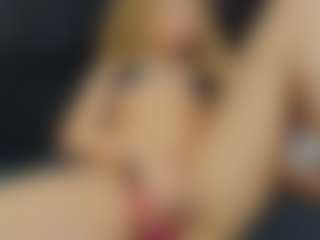 Live cam show with Zlatna - Thin on TeamSkeetLive