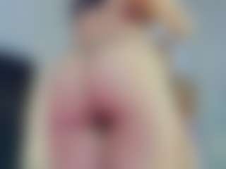 Live cam show with Zlatna - Domination on CamClone