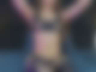 Live cam show with Zlatna - Blonde Hair Petite on Dolls Live