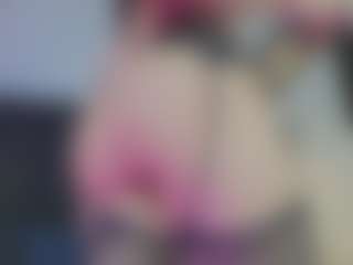 Zlatna's Live Sex Cam Show