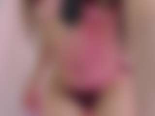 Live cam show with Zlatna - Athletic Asshole on Fapmatic.com