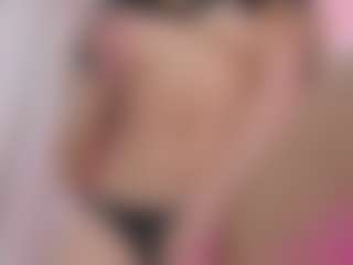 Live cam show with Zlatna - Sexy on camtv