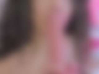 Zlatna's Live Sex Cam Show