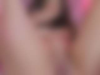 Live cam show with Zlatna - Thin on madthumbs