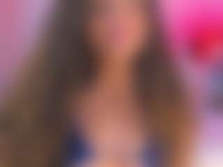 Live cam show with Zlatna - Athletic Lush on Dolls Live