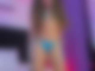 Live cam show with Zlatna - Striptease on luckytryst.com