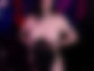 Edge_Doll MILF webcam performer live streaming
