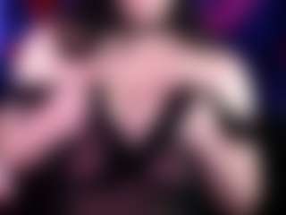 Edge_Doll MILF webcam performer live streaming