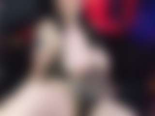 Edge_Doll MILF webcam performer live streaming