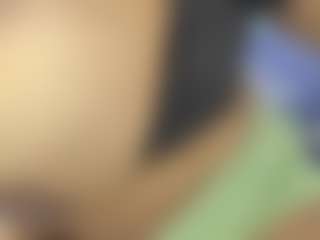 Live cam show with Karol-Willis - Ebony on hotwifechat.live