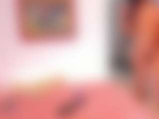 Live cam show with PRINCESS VICTORIA - Brown Eyes on hrnylive.com