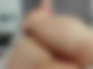 Laurel's Live Sex Cam Show