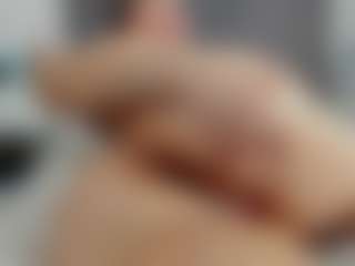 Laurel's Live Sex Cam Show