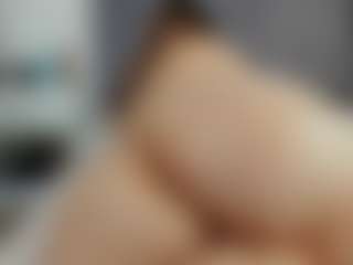 Laurel's Live Sex Cam Show