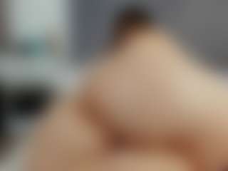 Laurel's Live Sex Cam Show