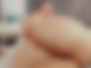 Laurel's Live Sex Cam Show