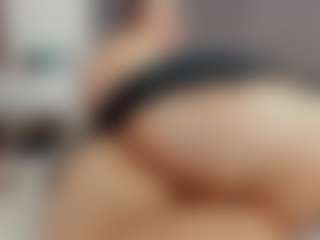 Laurel's Live Sex Cam Show