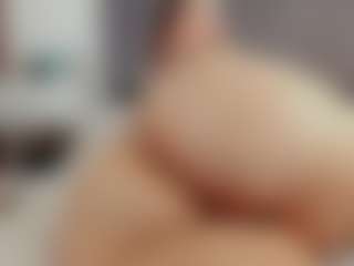 Laurel's Live Sex Cam Show