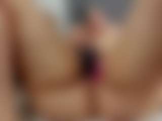 Laurel's Live Sex Cam Show