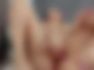 Laurel's Live Sex Cam Show