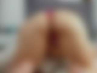 Laurel's Live Sex Cam Show
