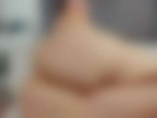 Laurel's Live Sex Cam Show