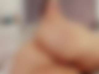 Laurel's Live Sex Cam Show