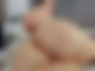 Laurel's Live Sex Cam Show