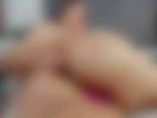 Laurel's Live Sex Cam Show