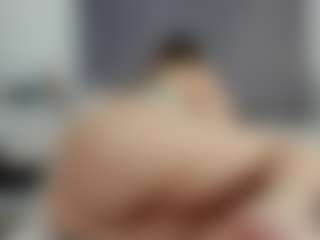 Laurel's Live Sex Cam Show