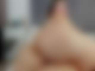 Laurel's Live Sex Cam Show
