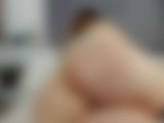 Laurel's Live Sex Cam Show