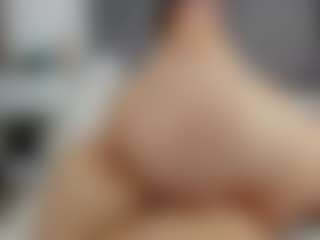 Laurel's Live Sex Cam Show