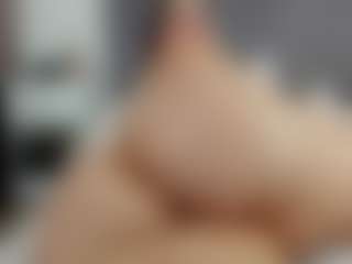 Laurel's Live Sex Cam Show