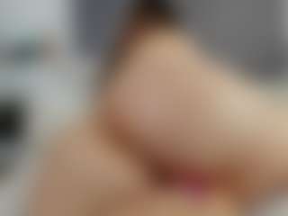 Laurel's Live Sex Cam Show