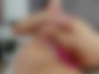 Laurel's Live Sex Cam Show