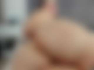 Laurel's Live Sex Cam Show