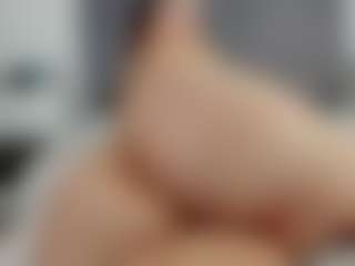 Laurel's Live Sex Cam Show