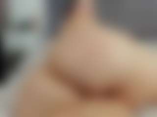 Laurel's Live Sex Cam Show