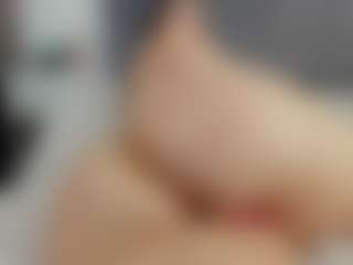Laurel's Live Sex Cam Show