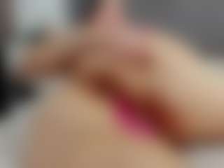 Laurel's Live Sex Cam Show