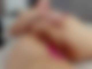 Laurel's Live Sex Cam Show