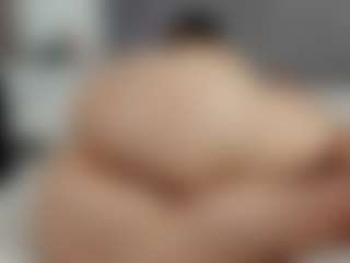 Laurel's Live Sex Cam Show