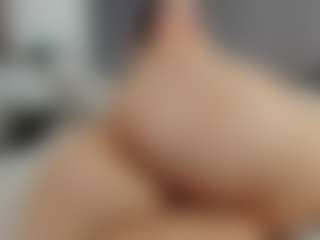 Laurel's Live Sex Cam Show