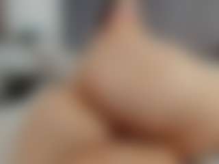 Laurel's Live Sex Cam Show