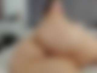Laurel's Live Sex Cam Show