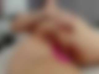 Laurel's Live Sex Cam Show