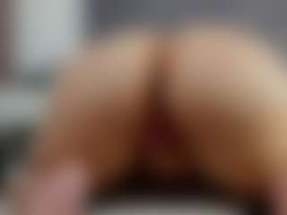 Laurel's Live Sex Cam Show