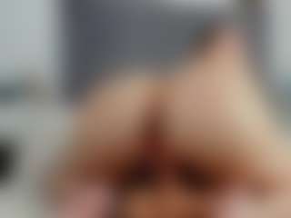 Laurel's Live Sex Cam Show